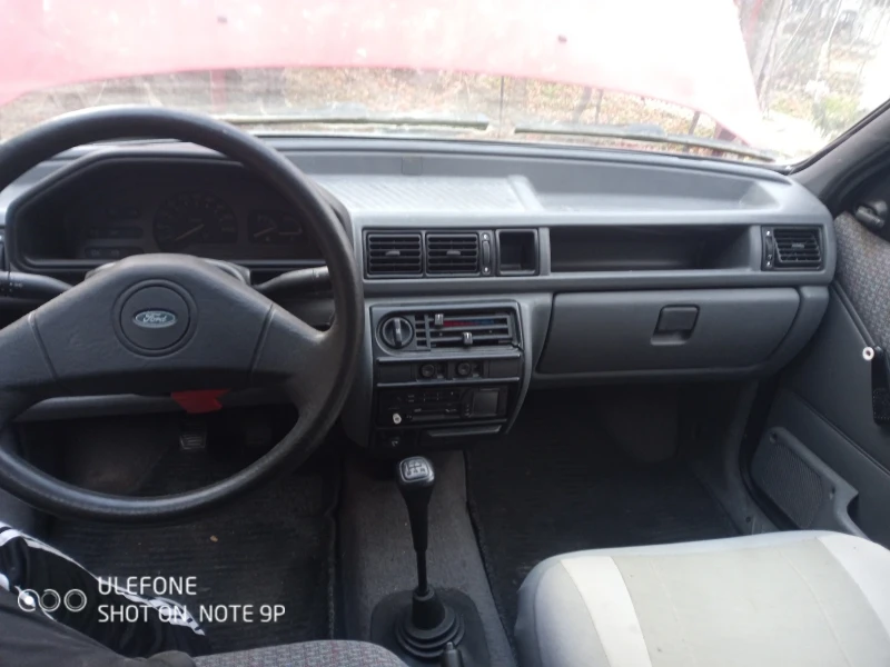 Ford Fiesta 1.3 бензин , снимка 7 - Автомобили и джипове - 47912099