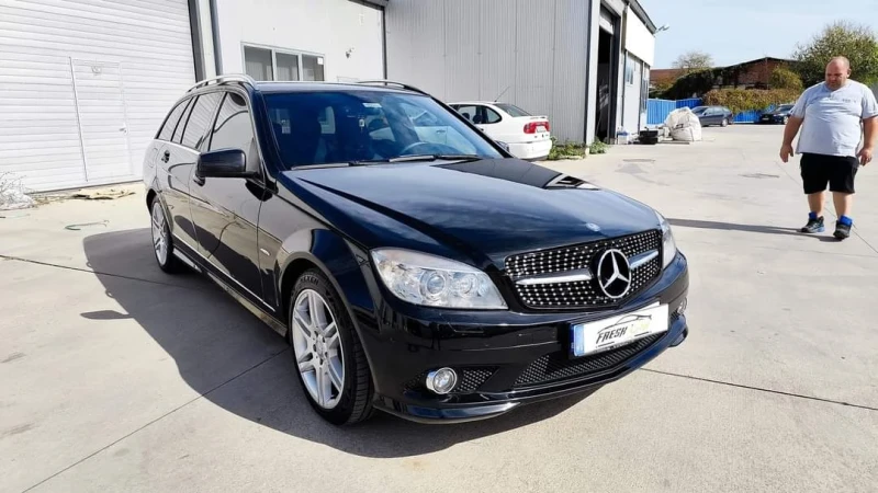 Mercedes-Benz C 220 AMG, снимка 4 - Автомобили и джипове - 47916426