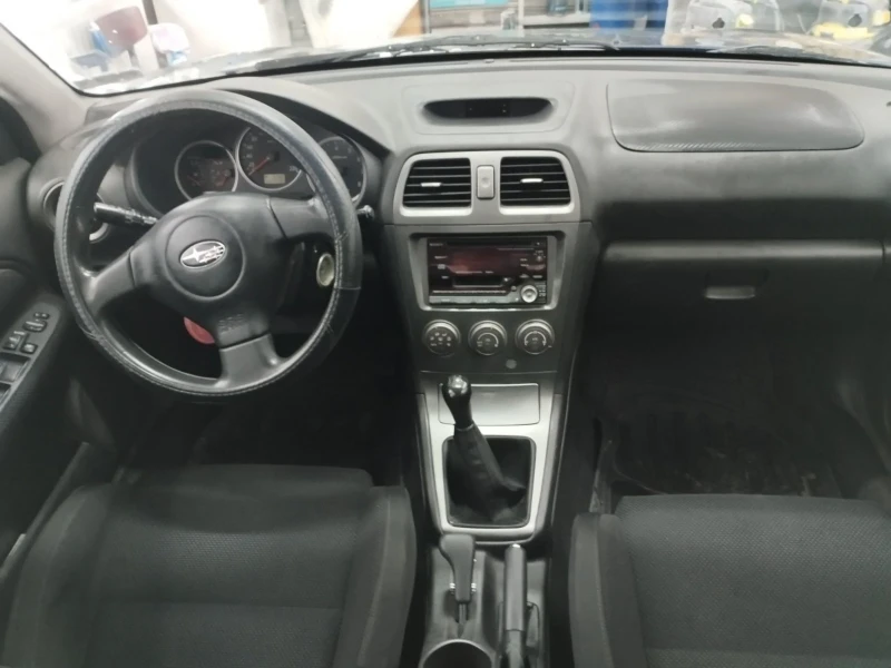 Subaru Impreza 2.0 125к.с, снимка 6 - Автомобили и джипове - 48998484