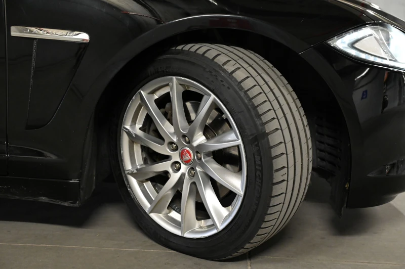 Jaguar Xf sportbrake, снимка 13 - Автомобили и джипове - 51540007