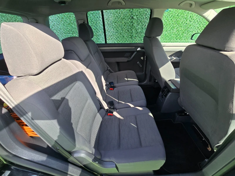VW Touran 2.0i* 6+ 1* МЕТАН* 109кс, снимка 10 - Автомобили и джипове - 51971829