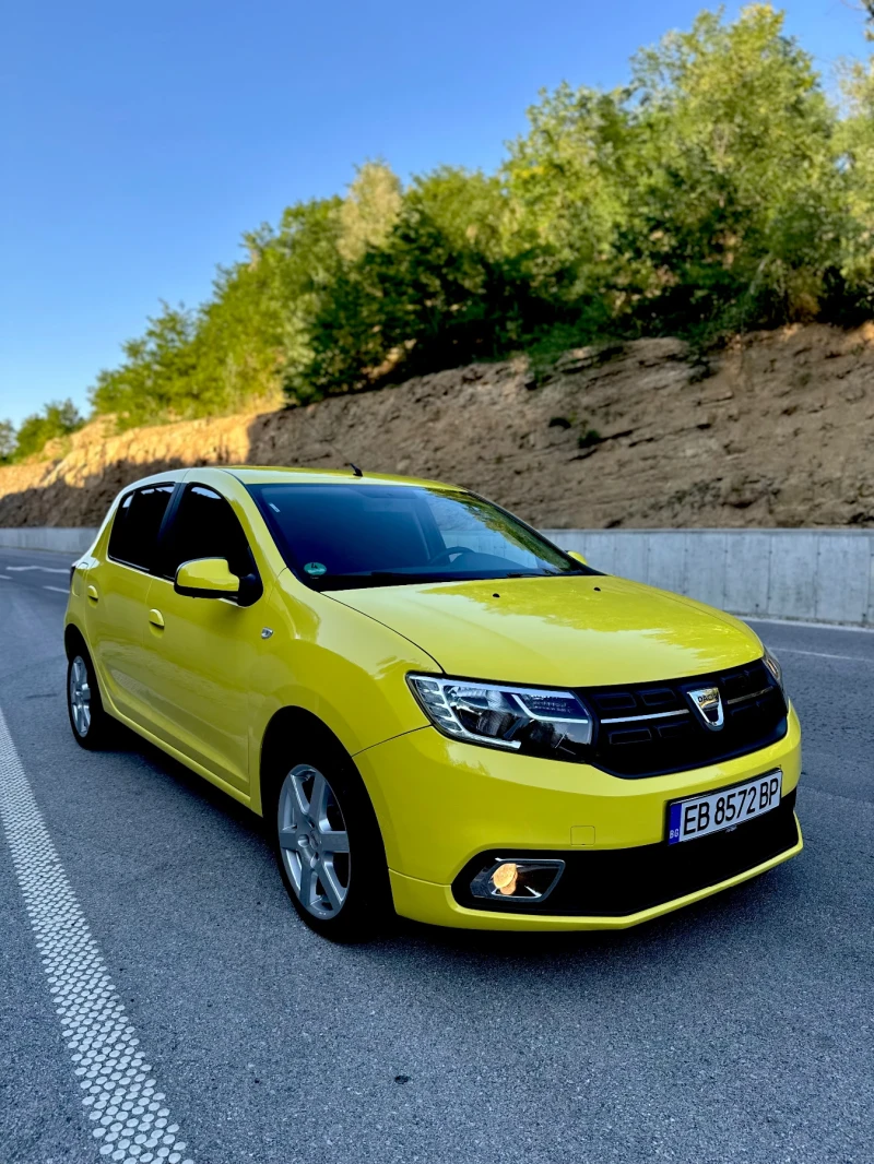 Dacia Sandero 0.9 - 90кс газ/бензин, снимка 2 - Автомобили и джипове - 52450078