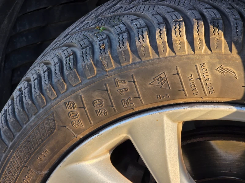 Mazda 3 2.2 sport, снимка 13 - Автомобили и джипове - 52309877