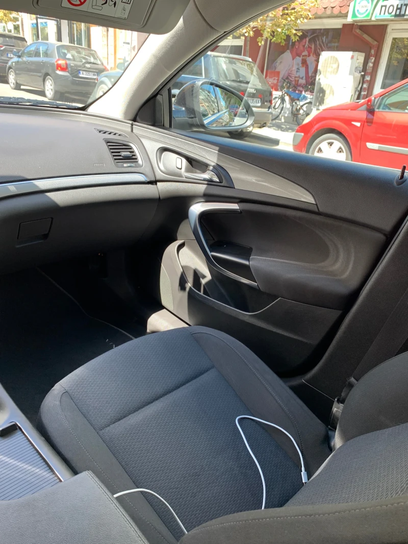 Opel Insignia 4x4, снимка 13 - Автомобили и джипове - 53013896