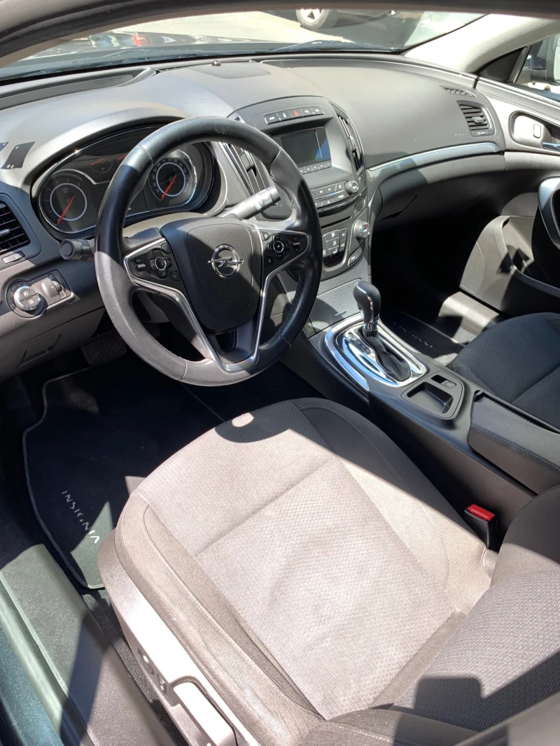 Opel Insignia 4x4, снимка 8 - Автомобили и джипове - 53013896