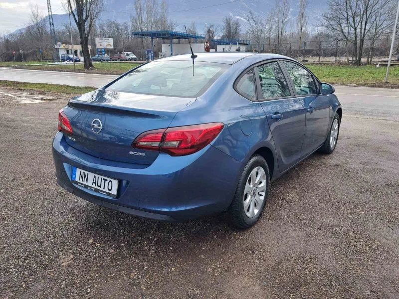 Opel Astra 1.3CDTI, снимка 5 - Автомобили и джипове - 53395589