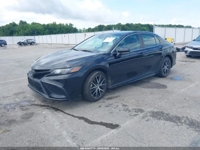 Toyota Camry SE - изображение 2