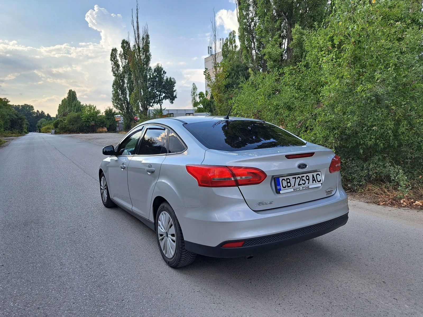 Ford Focus 1.0 Ecoboost * Moto Phohe * Седан* Лизинг * Бартер - изображение 3