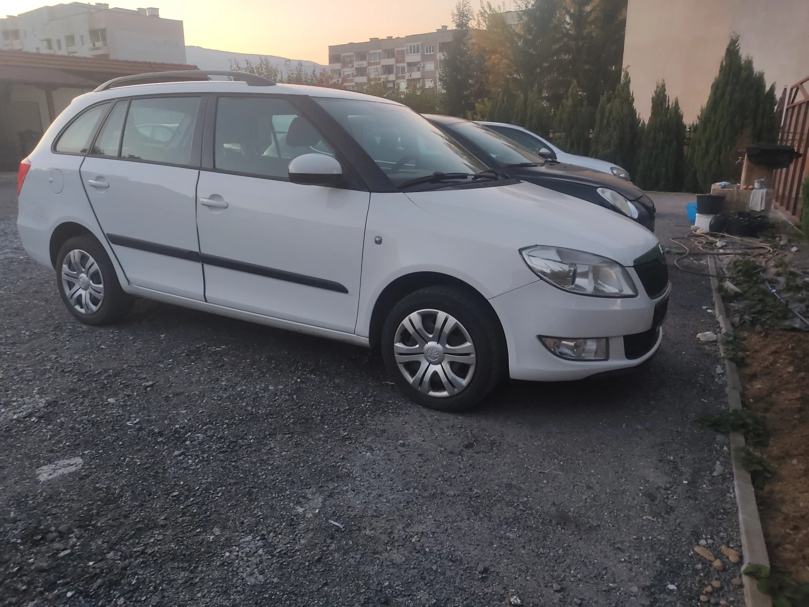 Skoda Fabia 1.6tdi 90cv - изображение 2