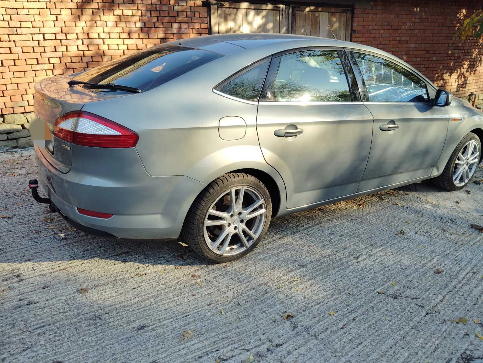 Ford Mondeo 2.0 TDCI GHIA - изображение 3