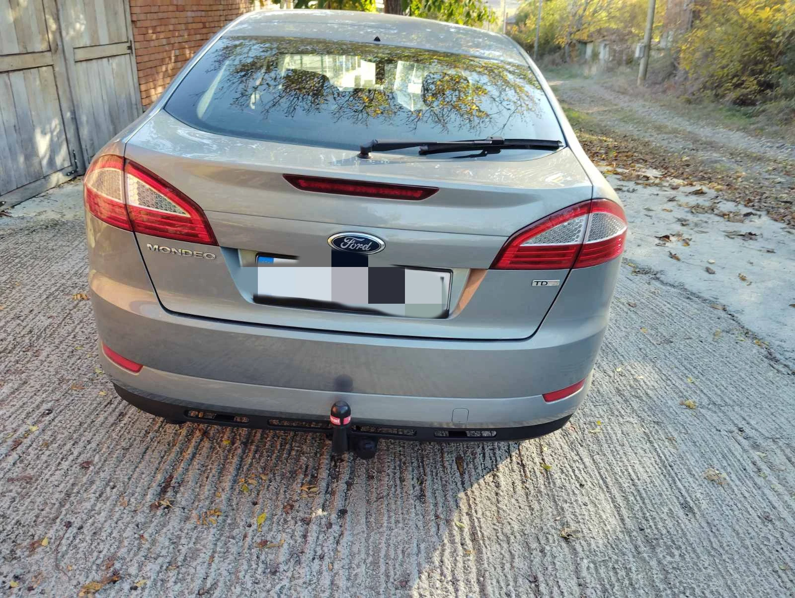 Ford Mondeo 2.0 TDCI GHIA - изображение 2