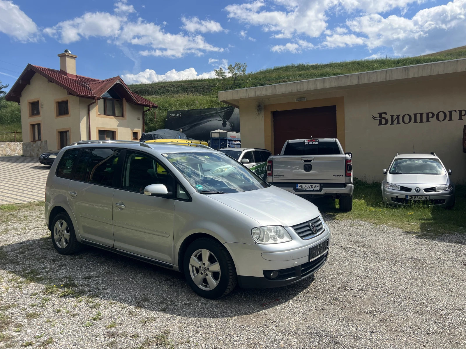 VW Touran 1.9TDI-100 коня, Нов внос, ,  - изображение 2