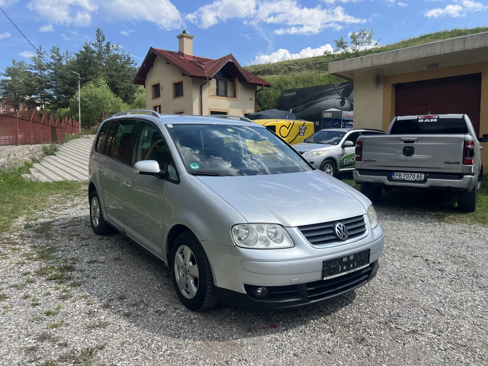 VW Touran 1.9TDI-100 коня, Нов внос, ,  - изображение 3