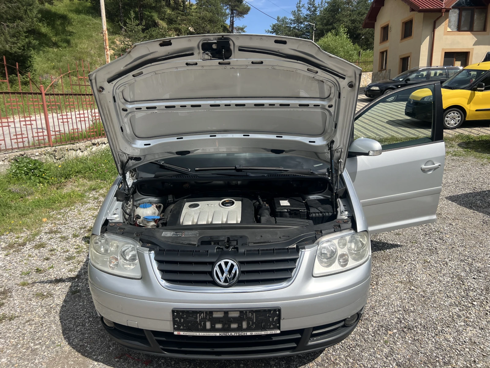 VW Touran 1.9TDI-100 коня, Нов внос, ,  - изображение 9