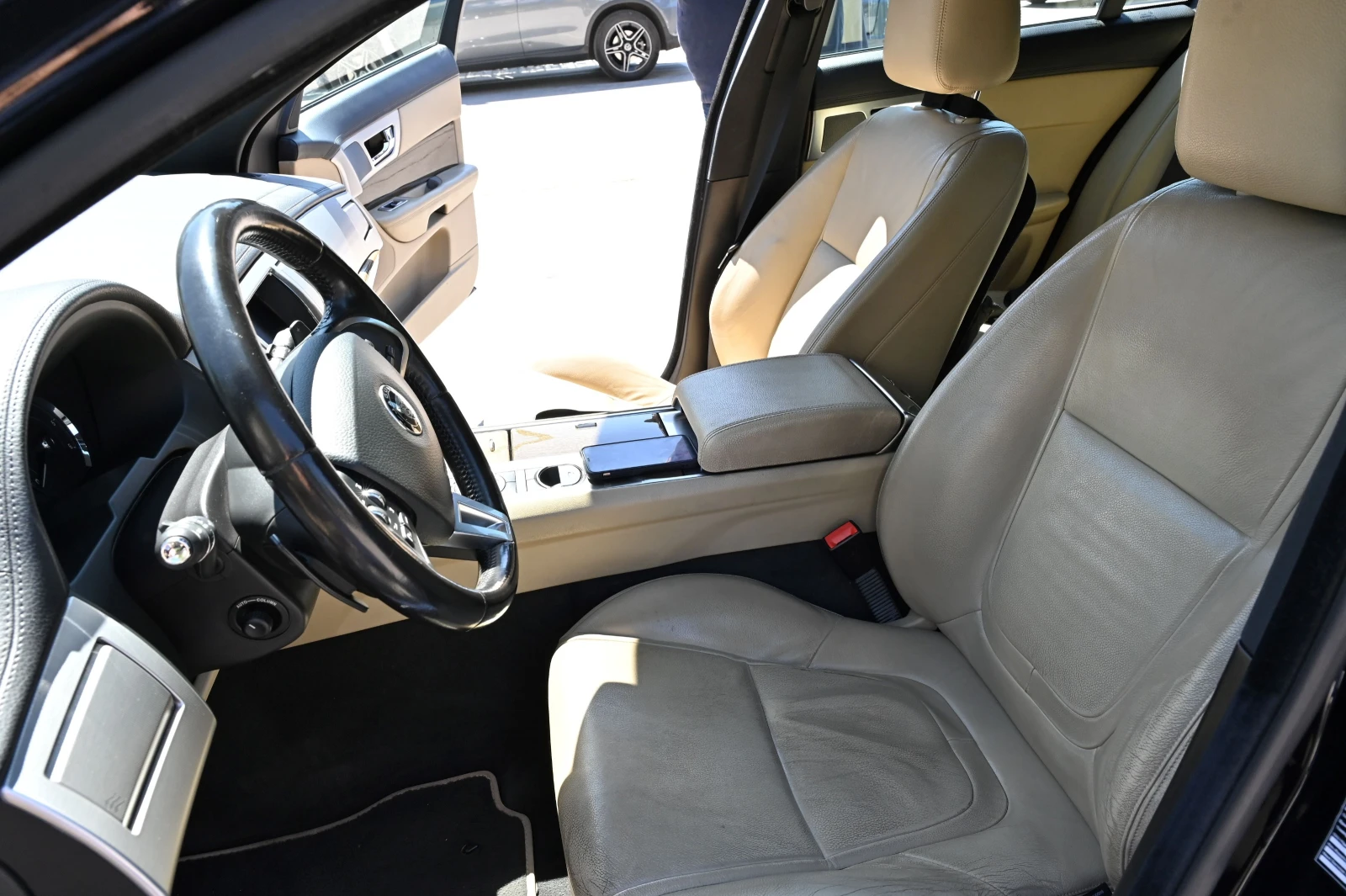 Jaguar Xf sportbrake - изображение 8