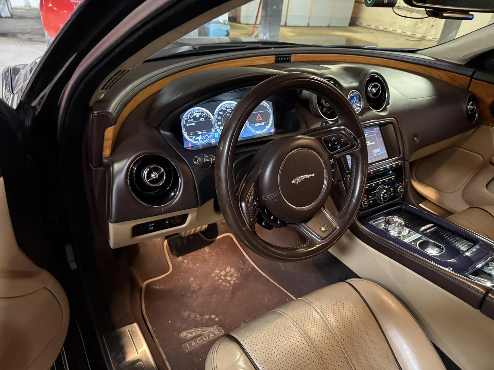 Jaguar Xj 5.0 RWD - изображение 8