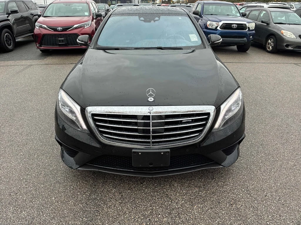 Mercedes-Benz S 63 AMG * CARFAX * БЕЗ ПЪРВОНАЧАЛНА ВНОСКА - изображение 2