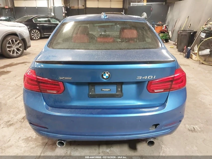 BMW 340, снимка 16 - Автомобили и джипове - 53895624