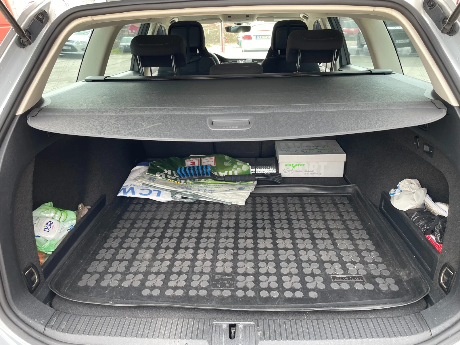 VW Passat 2.0 TDI, снимка 6 - Автомобили и джипове - 53913670