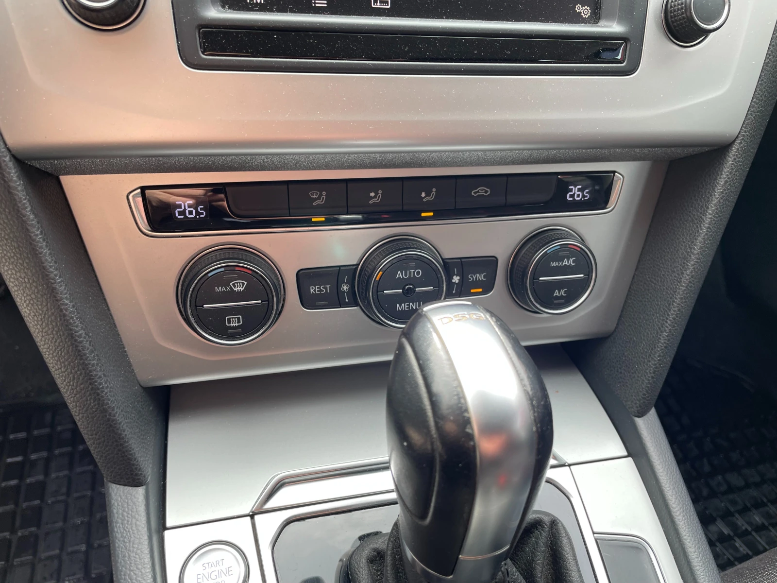 VW Passat 2.0 TDI, снимка 9 - Автомобили и джипове - 53913670