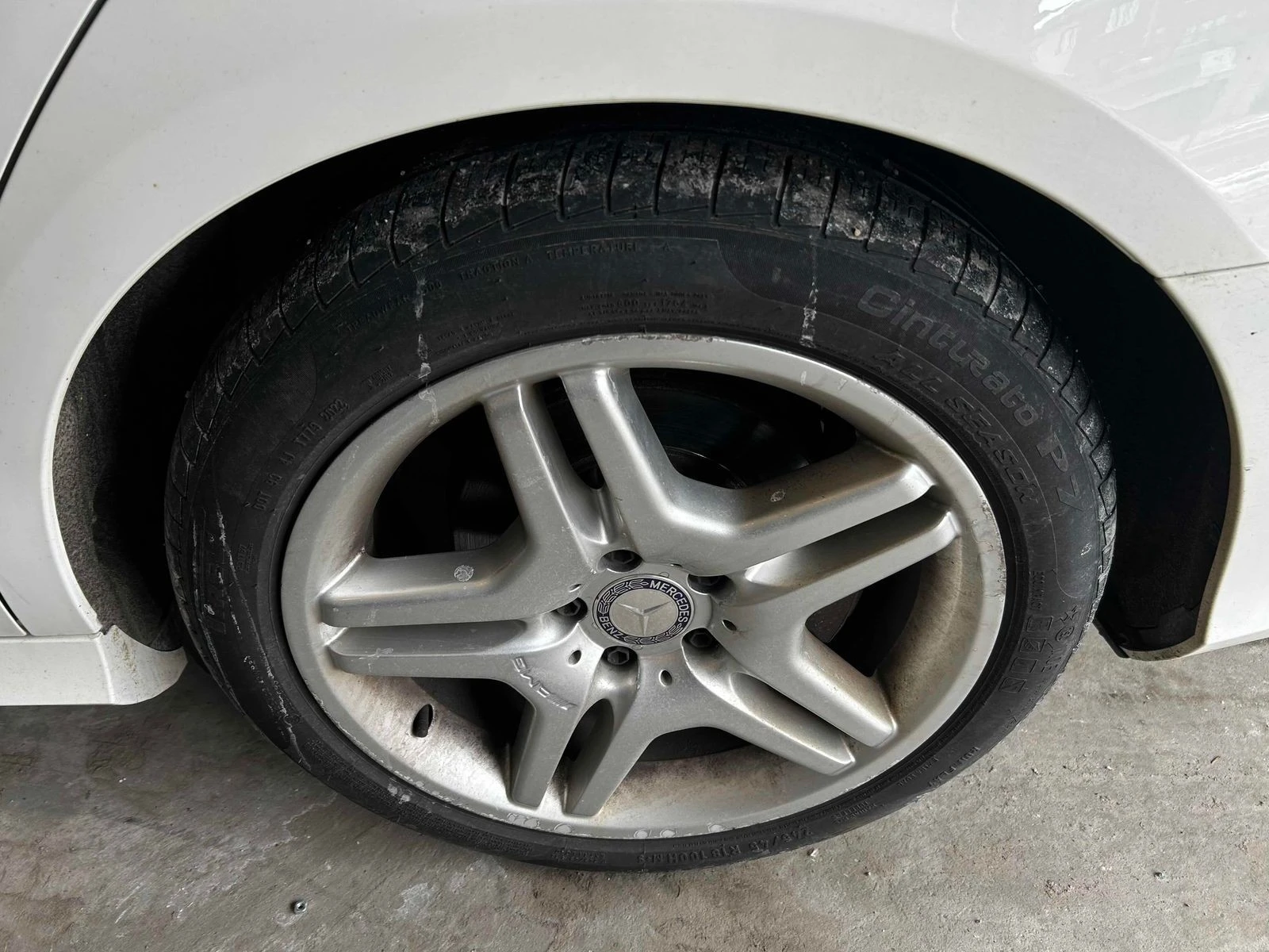 Mercedes-Benz E 300 4MATIC С РЕГИСТРАЦИЯ & АВТО КРЕДИТ , снимка 7 - Автомобили и джипове - 53958964