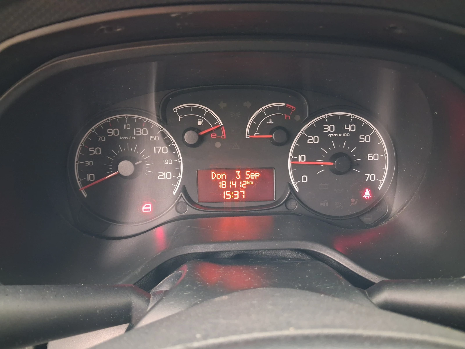 Fiat Doblo 1.3Multidjet* * КЛИМА* ХОЛАНДИЯ, снимка 8 - Автомобили и джипове - 54102857