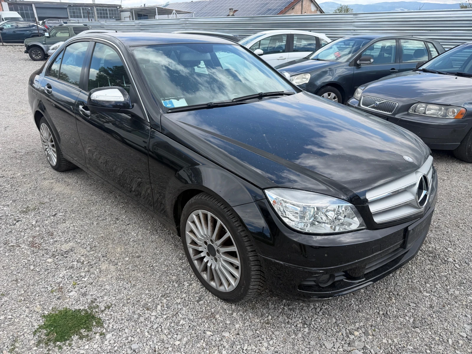 Mercedes-Benz C 200, снимка 2 - Автомобили и джипове - 54397598