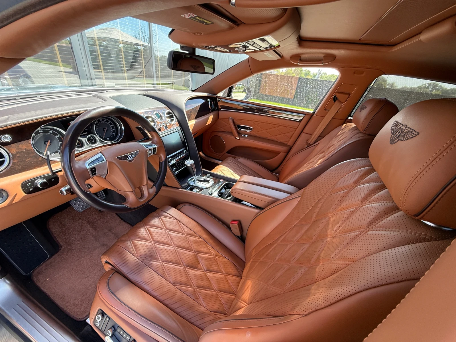 Bentley Flying Spur V8, снимка 11 - Автомобили и джипове - 54455747