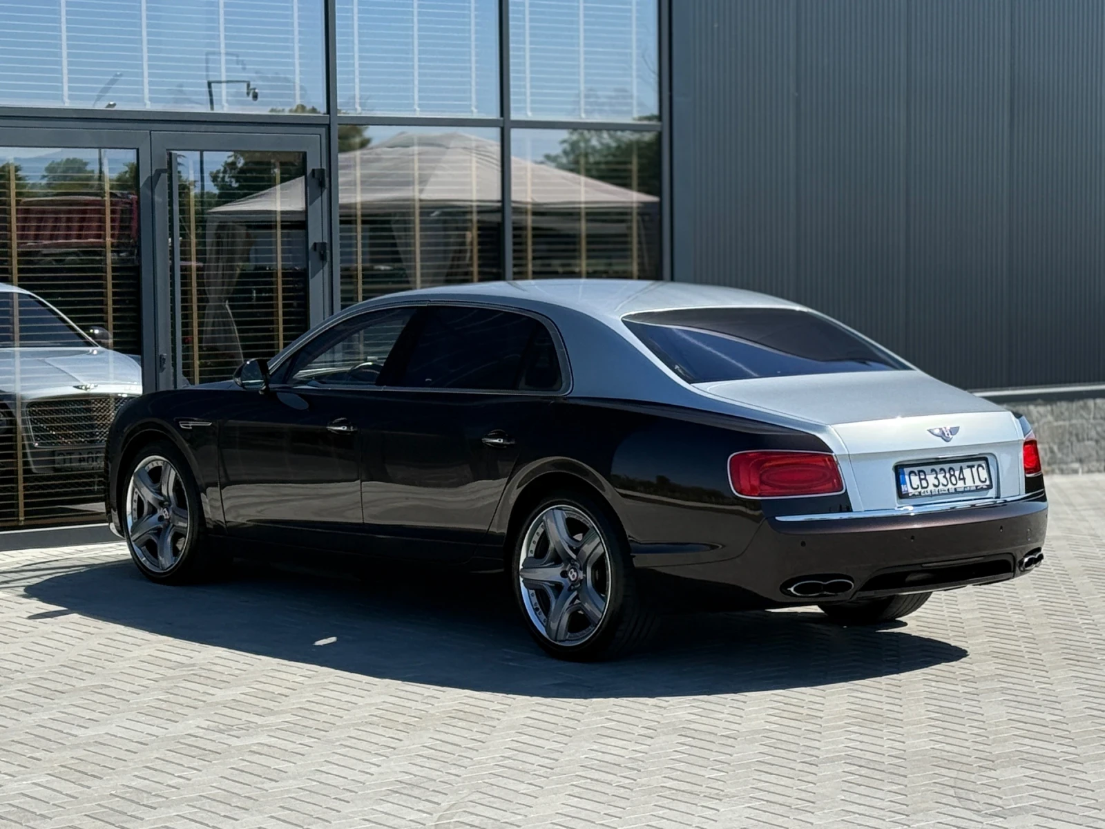 Bentley Flying Spur V8, снимка 7 - Автомобили и джипове - 54455747