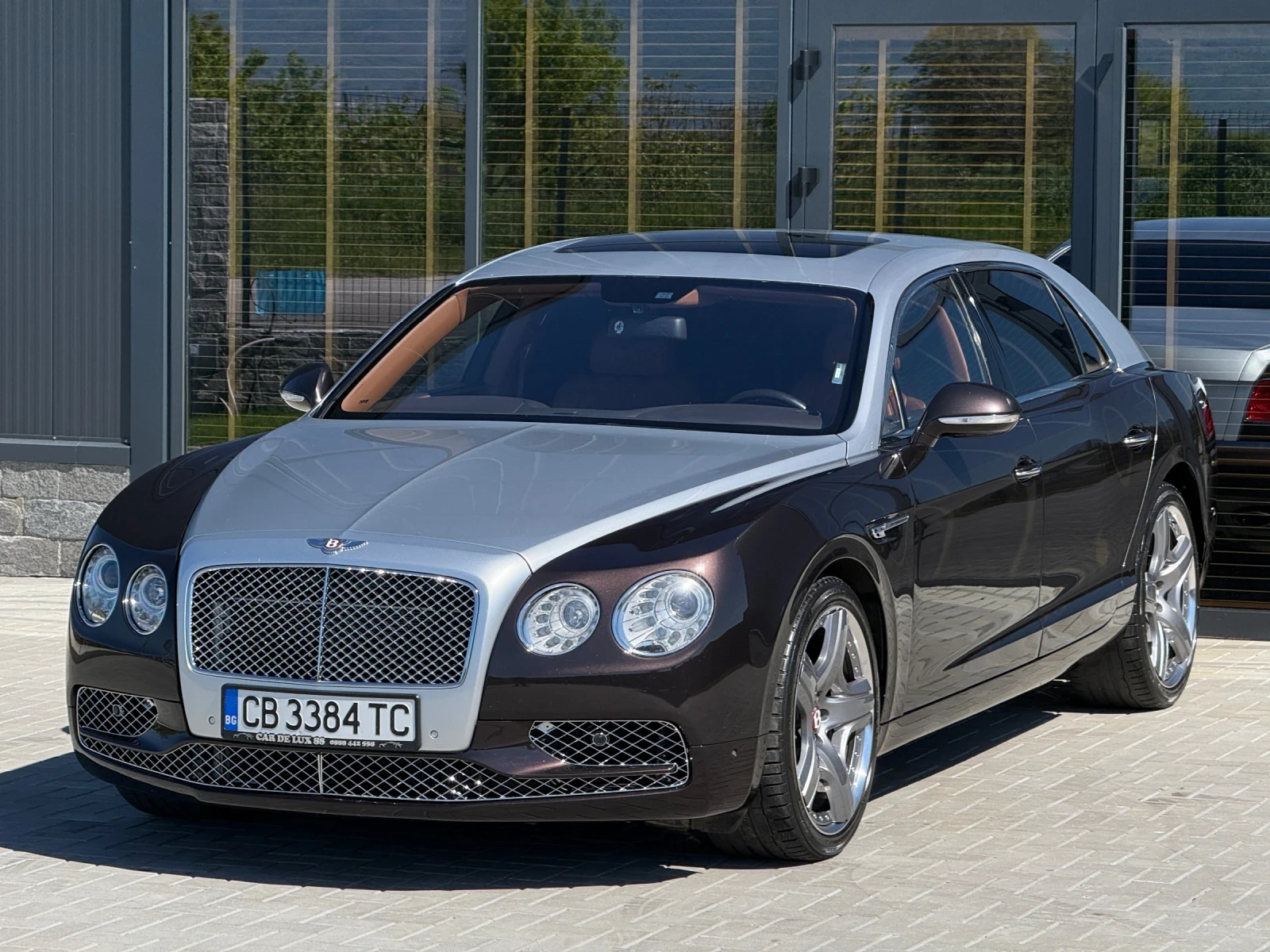 Bentley Flying Spur V8, снимка 4 - Автомобили и джипове - 54455747