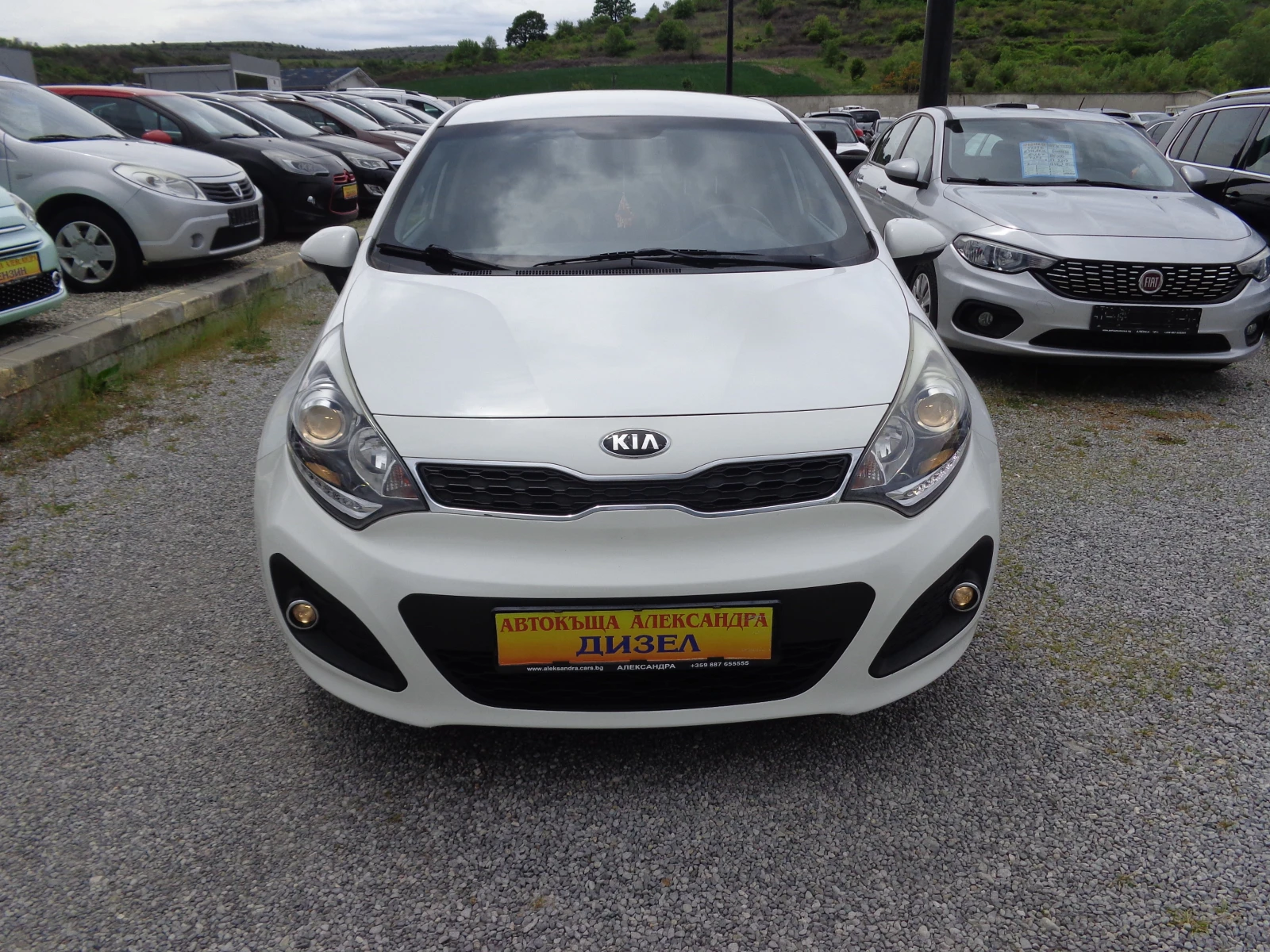 Kia Rio 1.1 CRDI, снимка 2 - Автомобили и джипове - 54606170