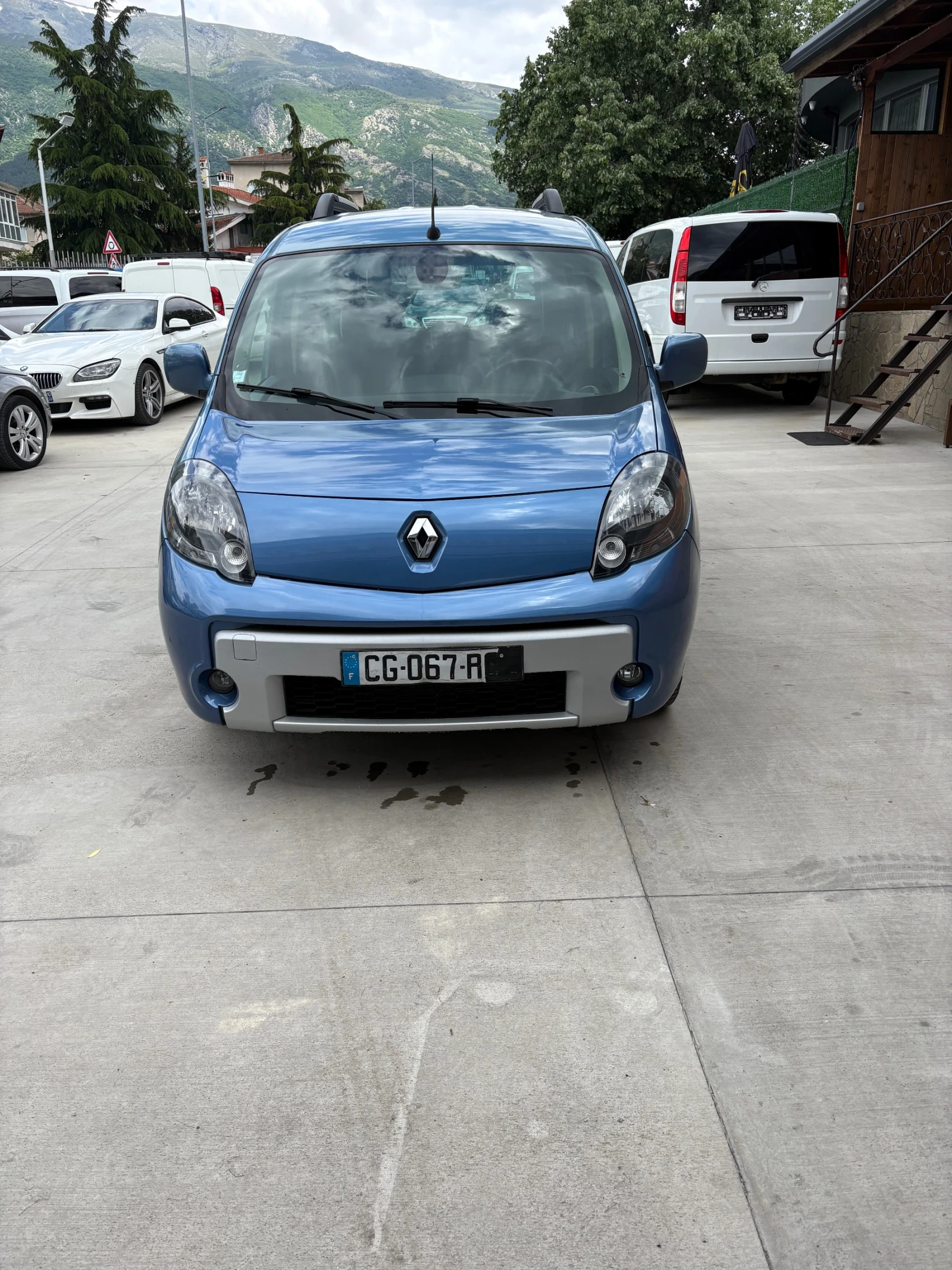 Renault Kangoo 1.5 DCI ПЪТНИЧЕСКИ