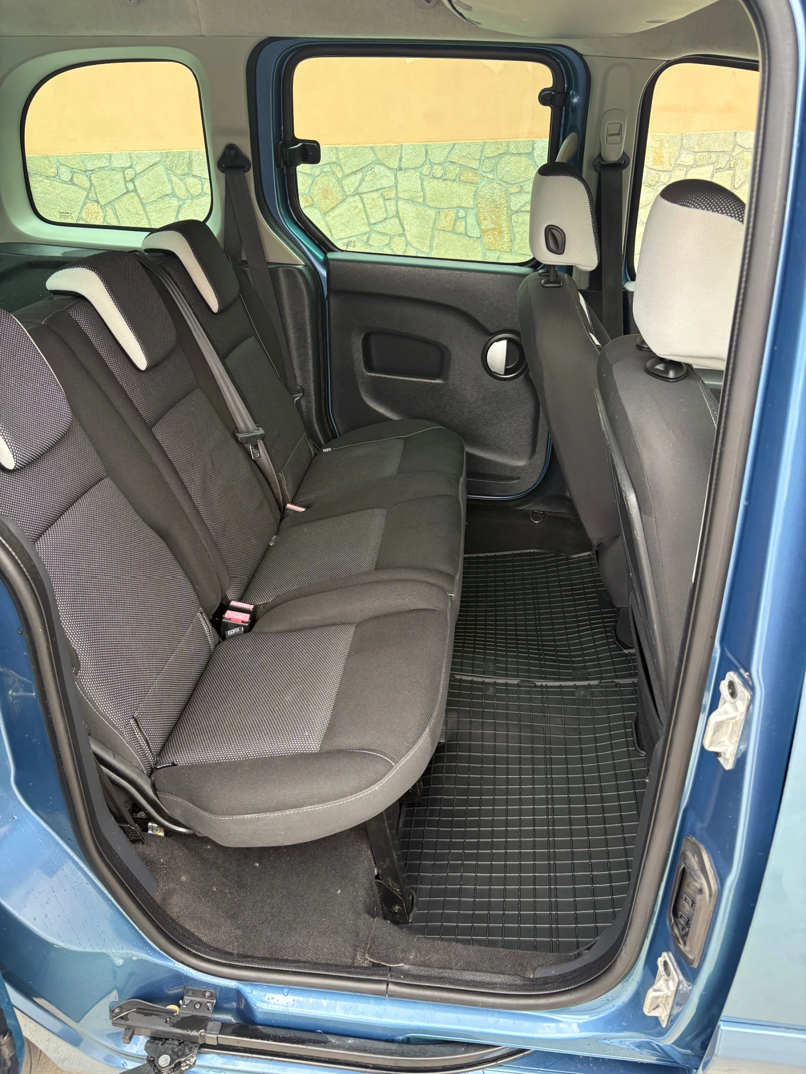 Renault Kangoo 1.5 DCI ПЪТНИЧЕСКИ, снимка 6 - Автомобили и джипове - 54634667