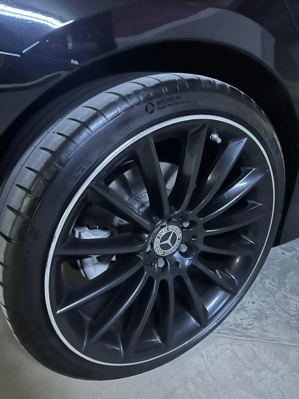 Mercedes-Benz CLS 350 AMG Line / 4matic, снимка 6 - Автомобили и джипове - 55149391