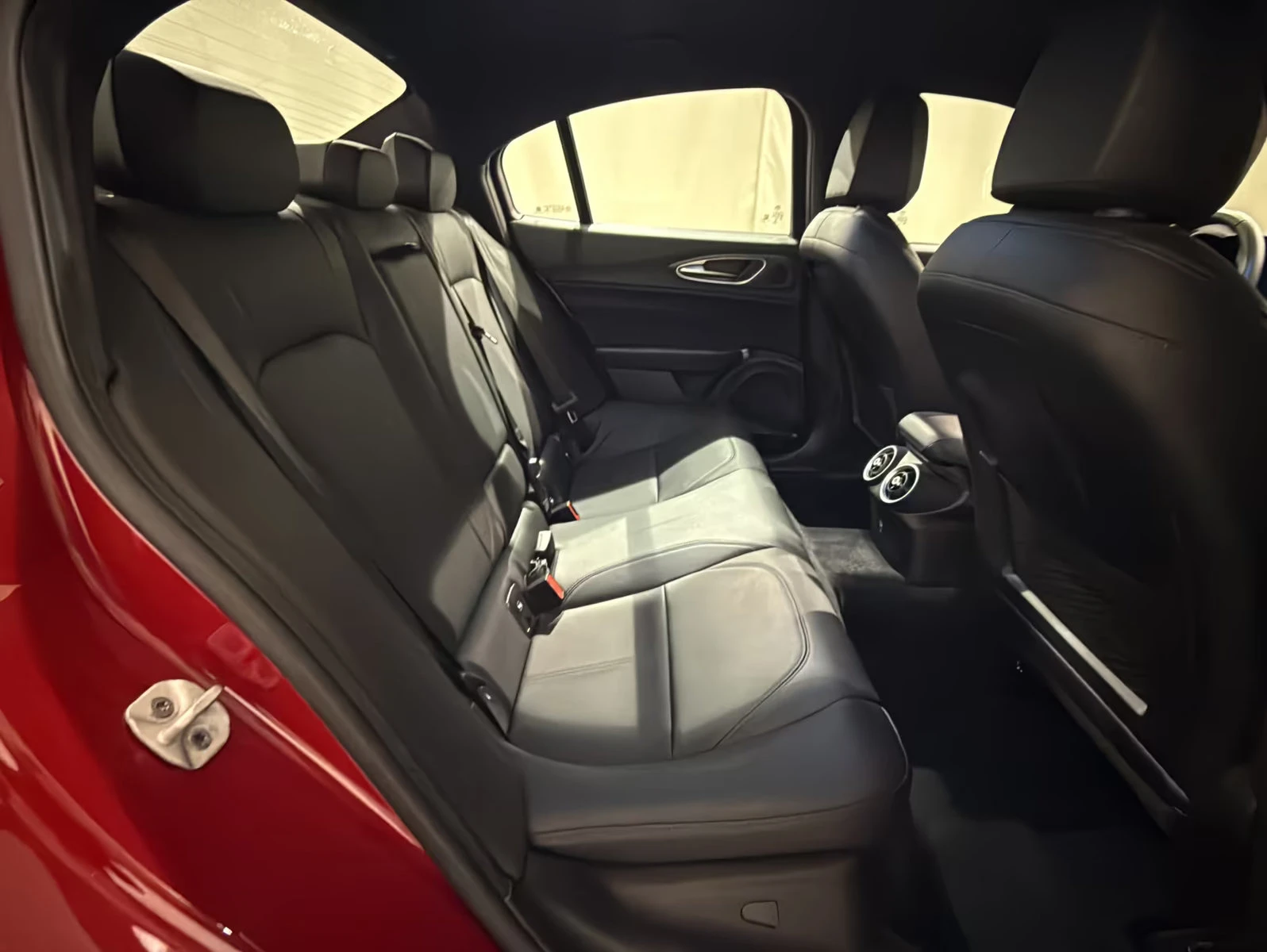 Alfa Romeo Giulia TI/Q4/280HP/MATRIX/DIGITAL/18/CAM/KLESS/559z, снимка 14 - Автомобили и джипове - 55207702