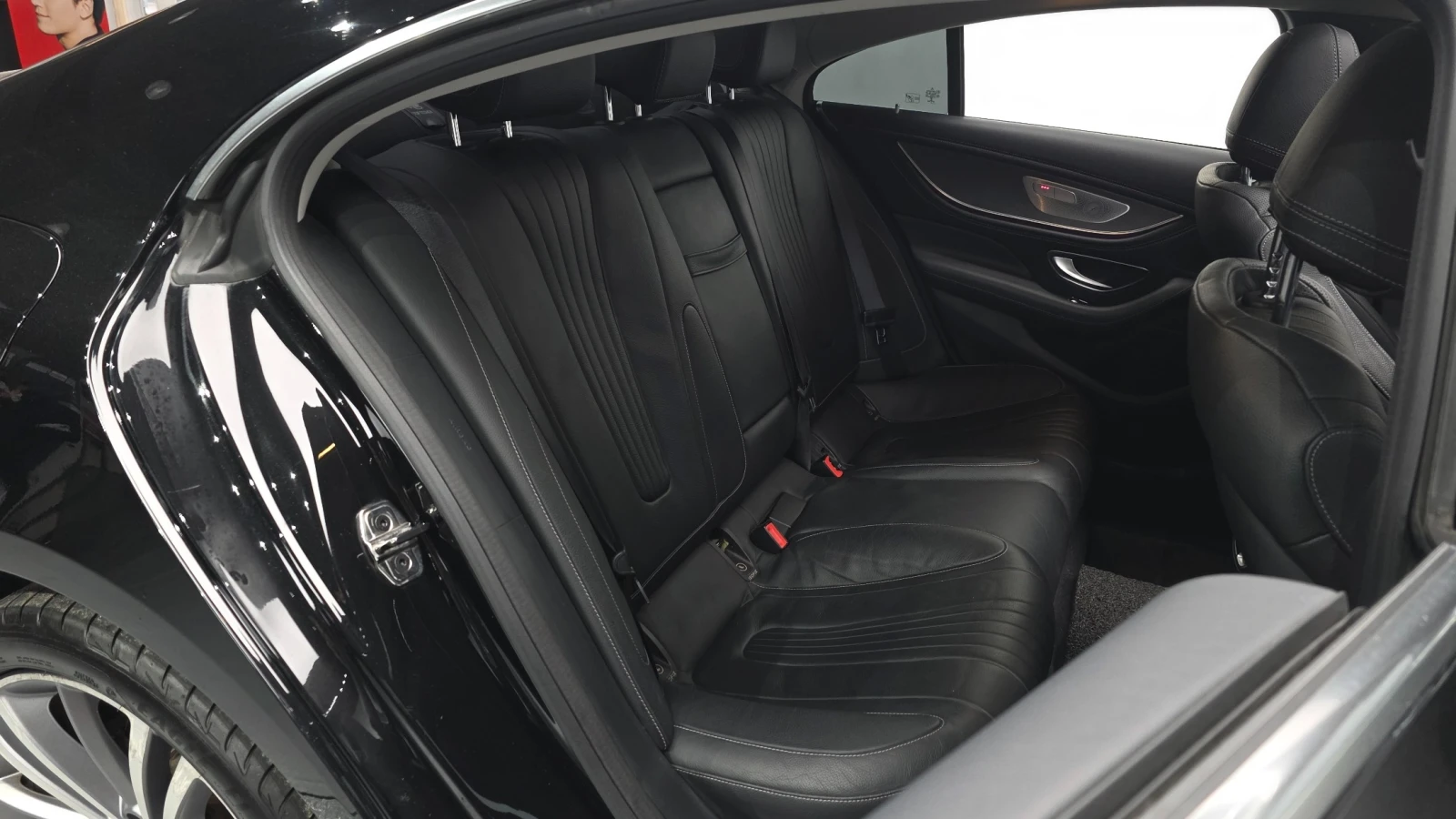 Mercedes-Benz CLS 400, снимка 9 - Автомобили и джипове - 55810608