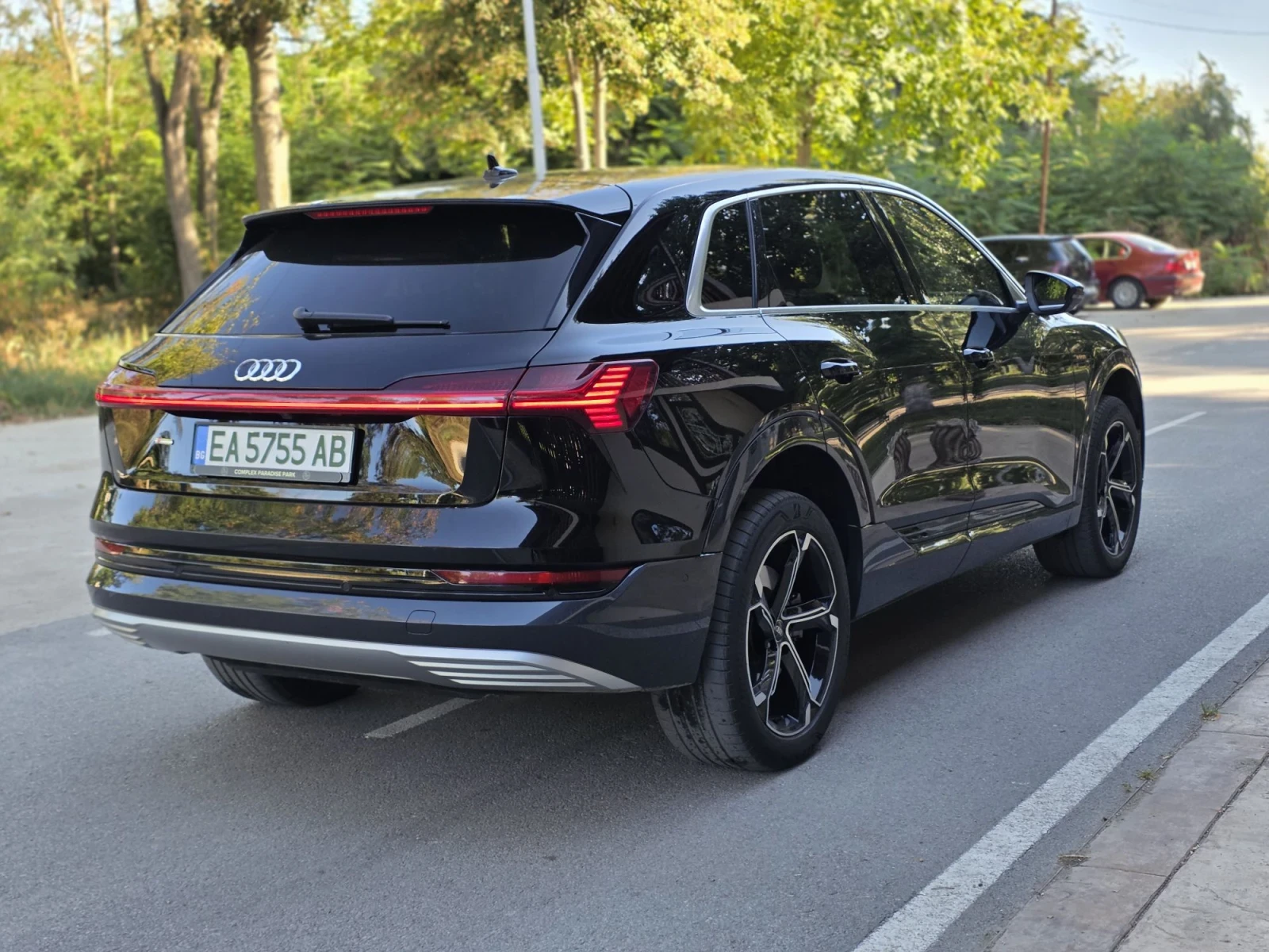 Audi E-Tron 55 2xS-line, снимка 5 - Автомобили и джипове - 55997920