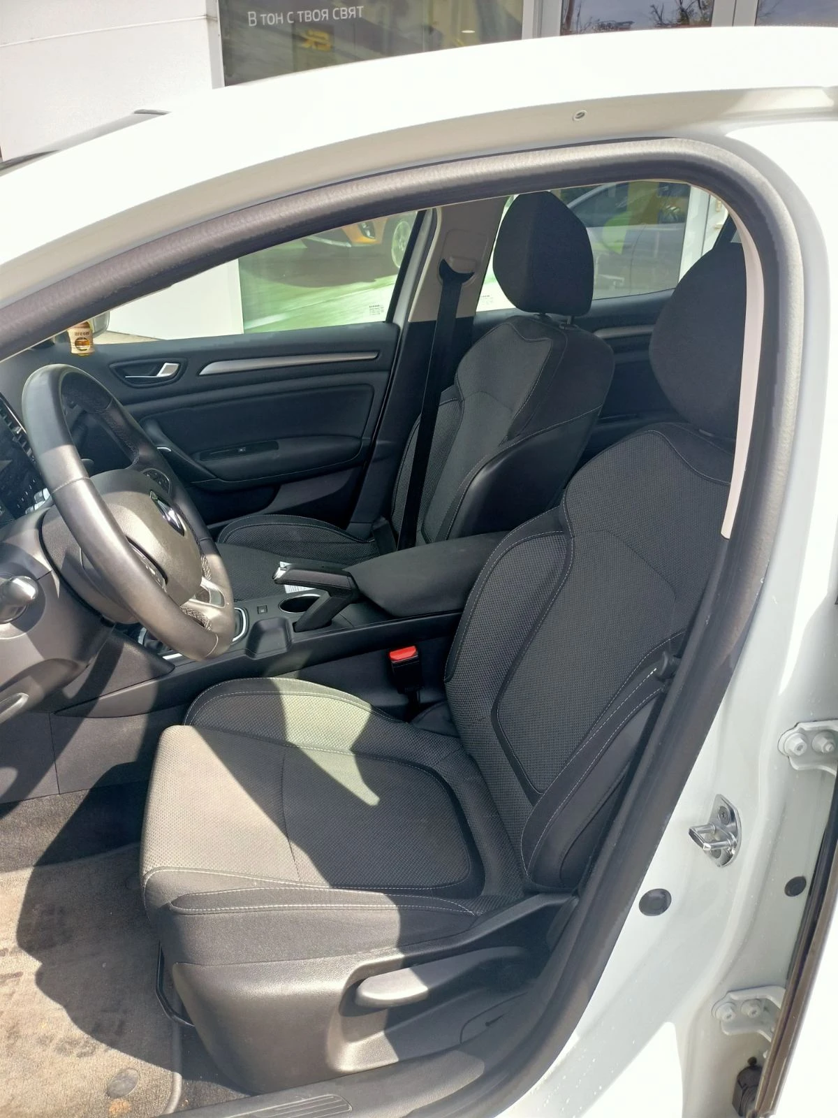 Renault Megane 1999Евро за получаване, 1.3TCE , снимка 7 - Автомобили и джипове - 56288192