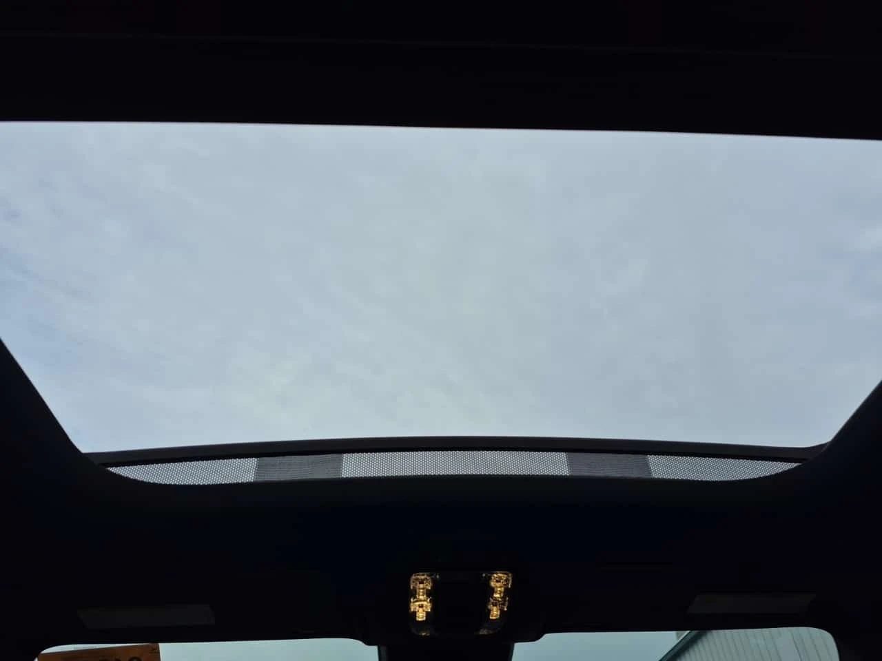 Mercedes-Benz A 35 * AMG * 4MATIC * CARFAX *  | Mobile.bg � ����������� 12