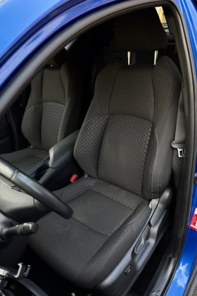Toyota C-HR 1.8 HYBRID ГАРАНЦИОНЕН!!!, снимка 8