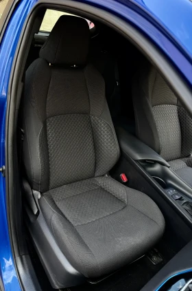 Toyota C-HR 1.8 HYBRID ГАРАНЦИОНЕН!!!, снимка 9