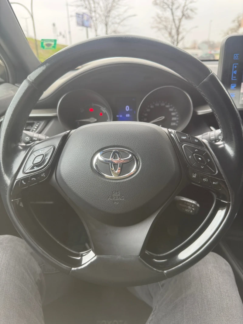 Toyota C-HR, снимка 6 - Автомобили и джипове - 49326045