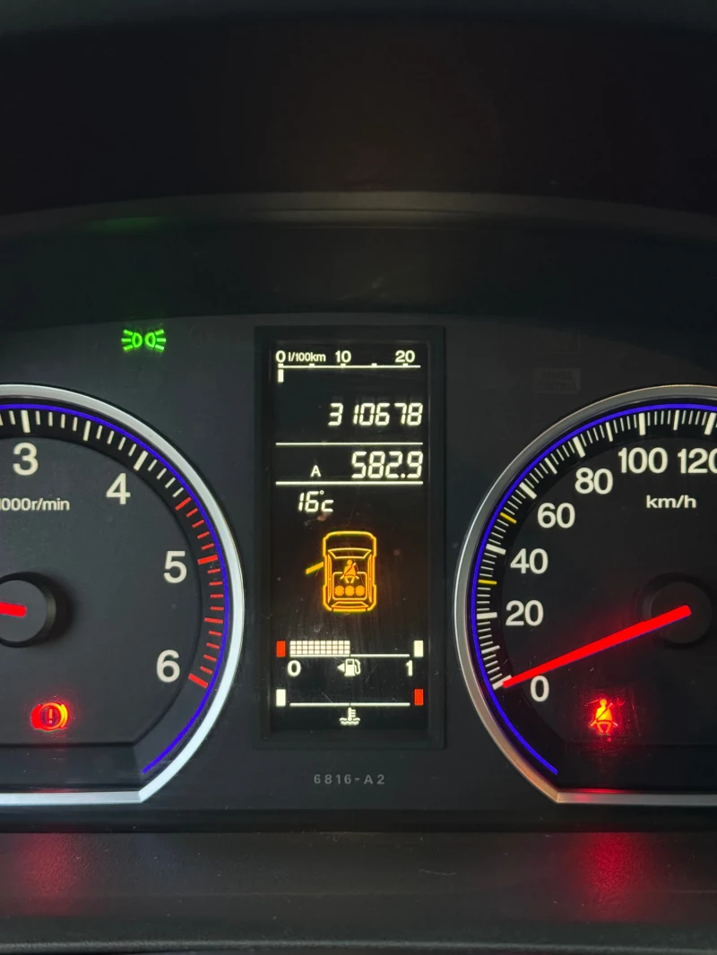 Honda Cr-v, снимка 9 - Автомобили и джипове - 52429597