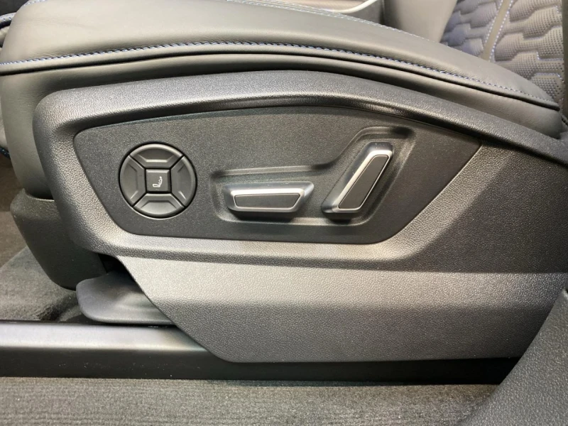 Audi RSQ8 PERFORMANCE* CERAMIC* CARBON* B&O* ГАРАНЦИЯ, снимка 8 - Автомобили и джипове - 53427811