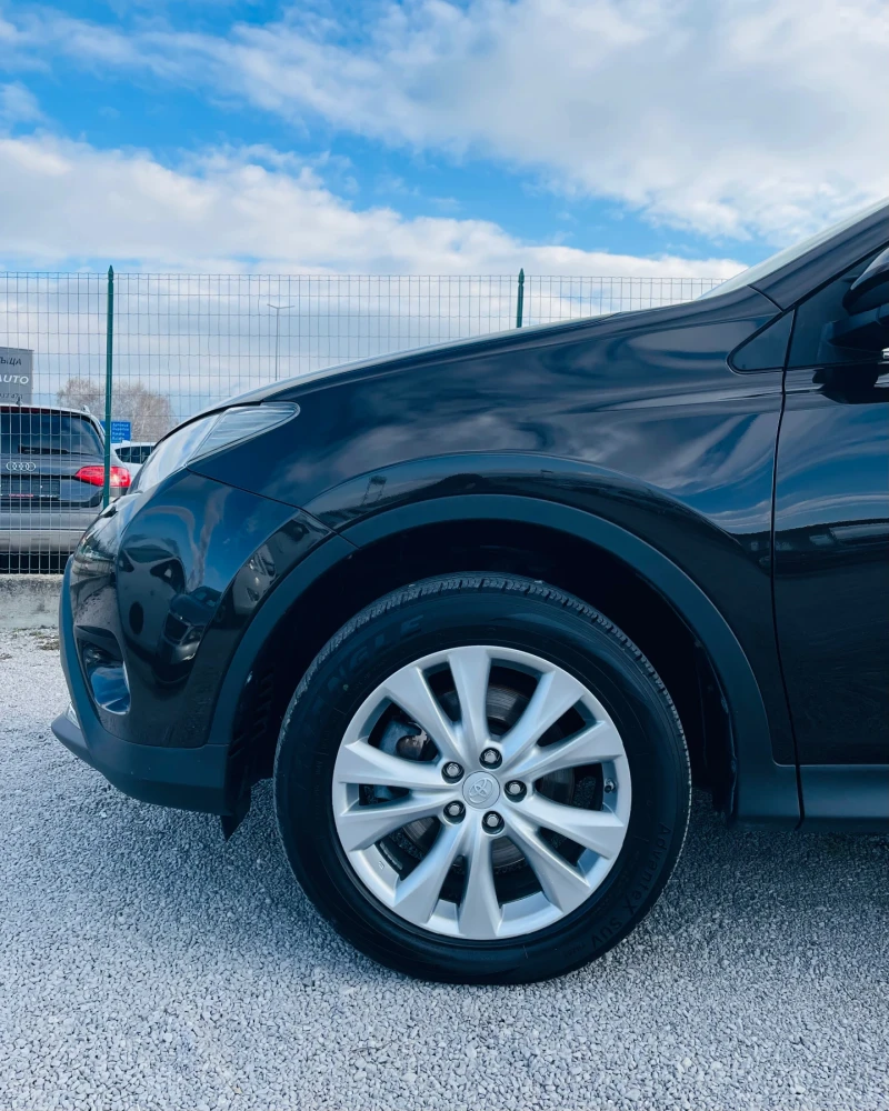 Toyota Rav4 2.2 D-4D Longe * Кожа* Камера* Сервизна история* , снимка 16 - Автомобили и джипове - 53586899