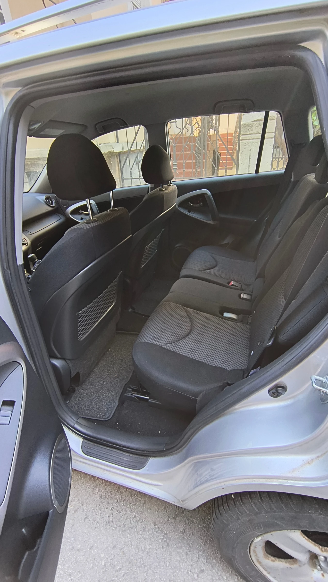 Toyota Rav4  - изображение 5