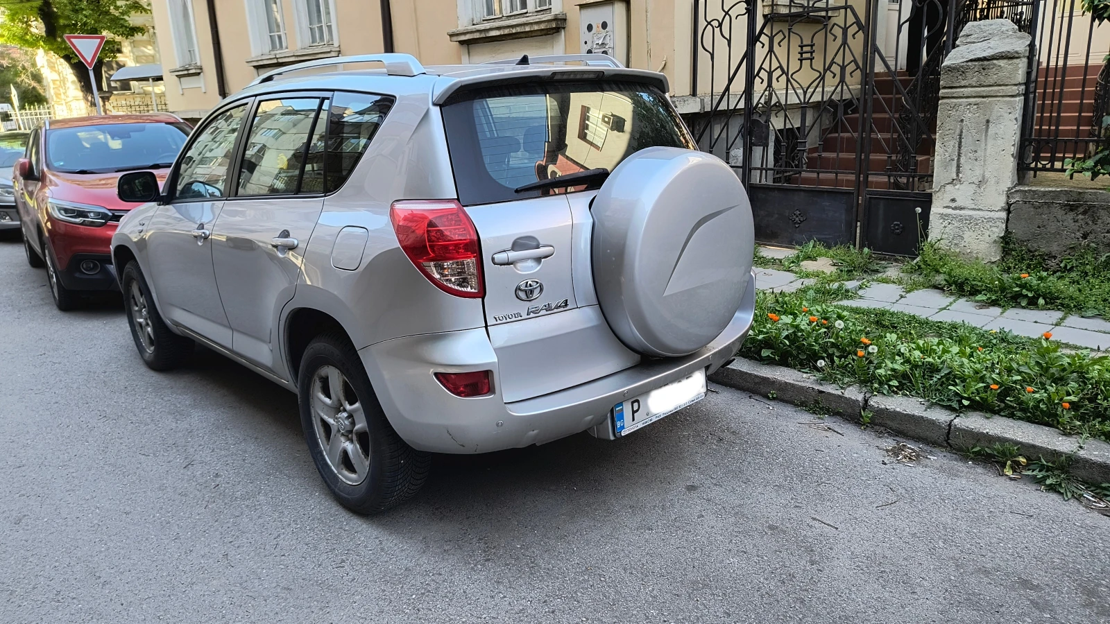 Toyota Rav4  - изображение 10