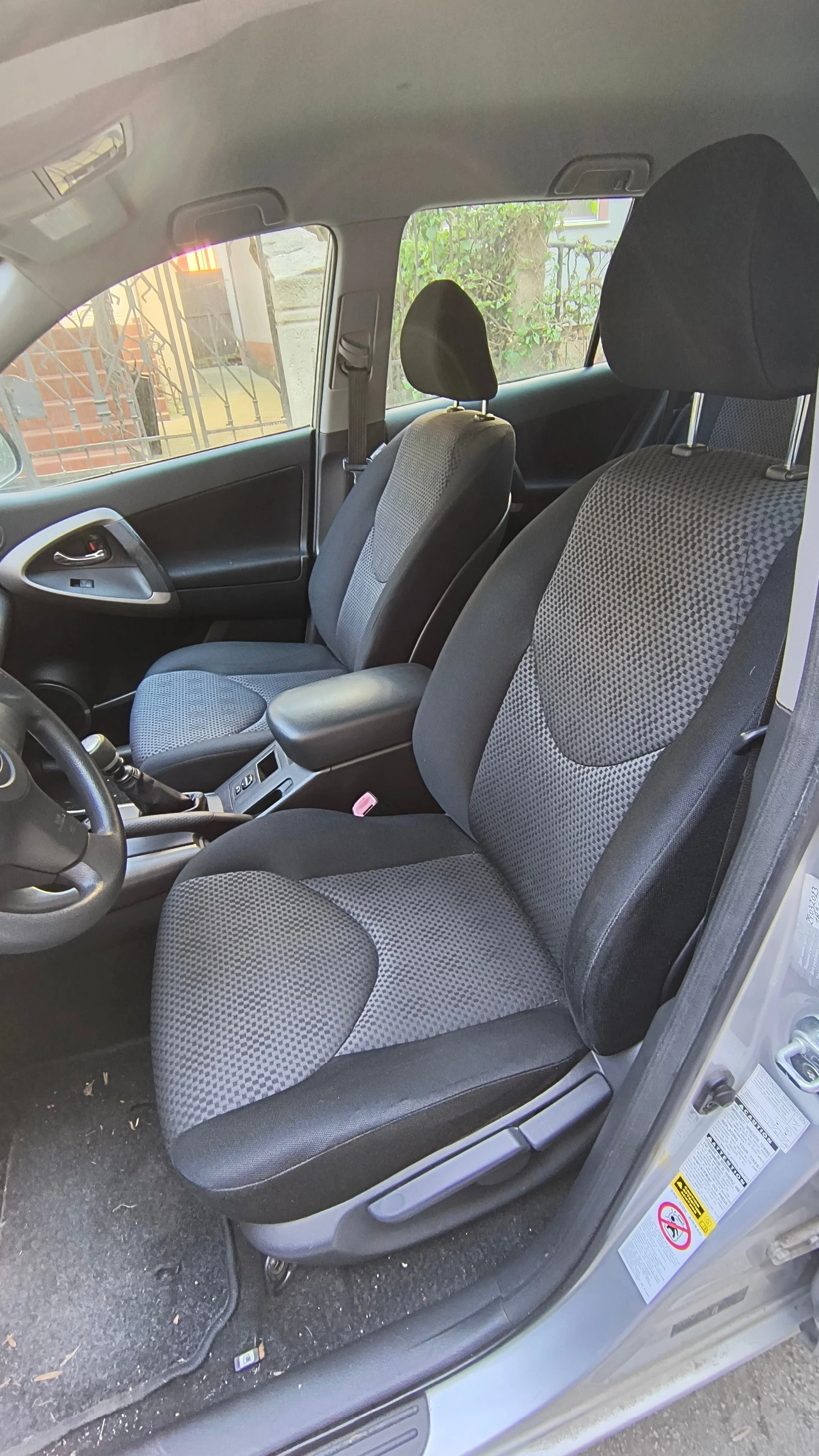 Toyota Rav4  - изображение 4