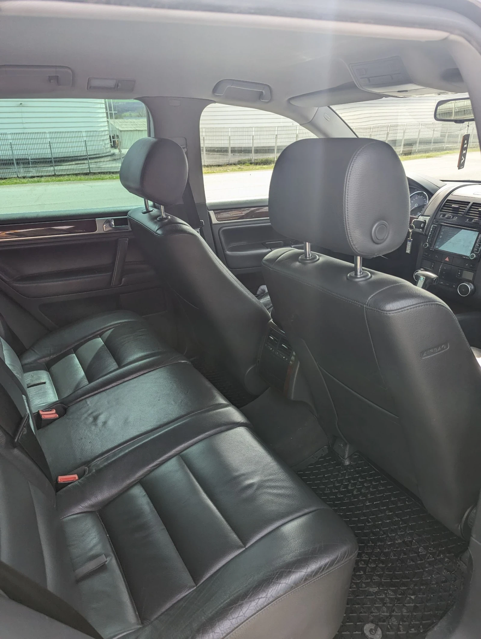 VW Touareg 3.0 TDI - изображение 7