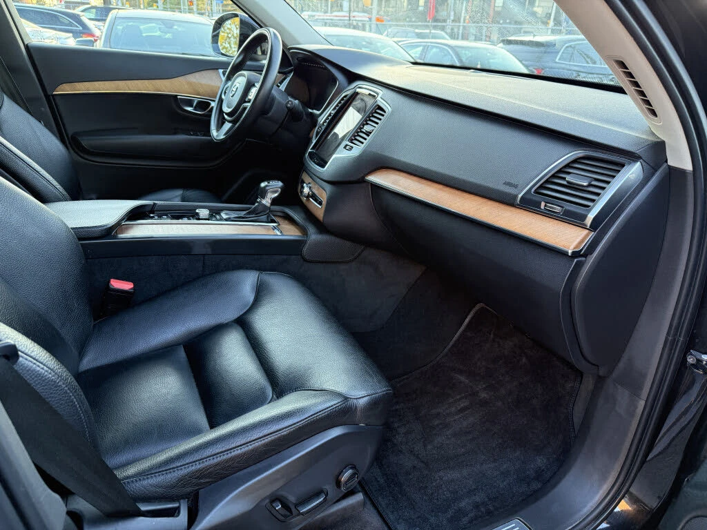 Volvo Xc90 * АВТО КРЕДИТ* ЦЕНА ДО БГ * СЕРВИЗНА ИСТОРИЯ *  - изображение 10